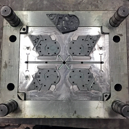 Customized molds for plastic parts