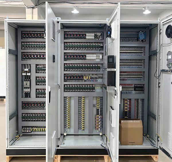 Electrical control cabinet