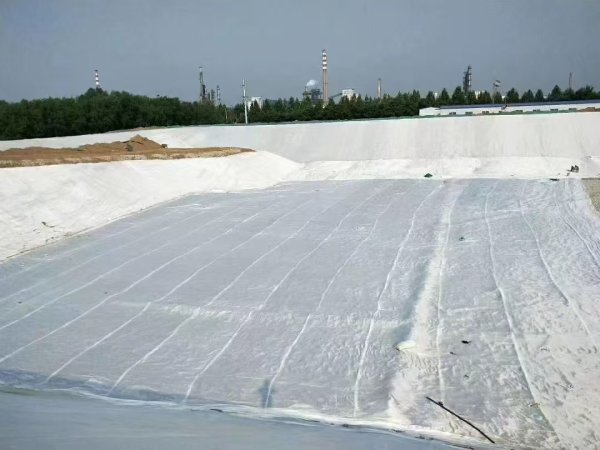 Long-Filament Geotextile