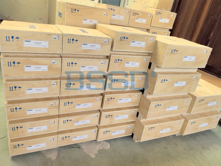 High Quality Large Bearing 23192 CAK/C3W33 Sleeve OH 3192 H Jaw Crusher Spherical Roller Bearing 23192 CA/C3W33