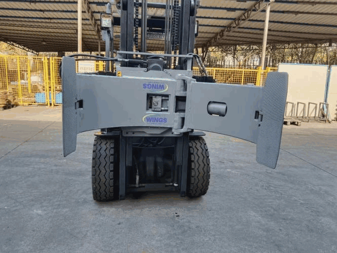 forklift attachment.png