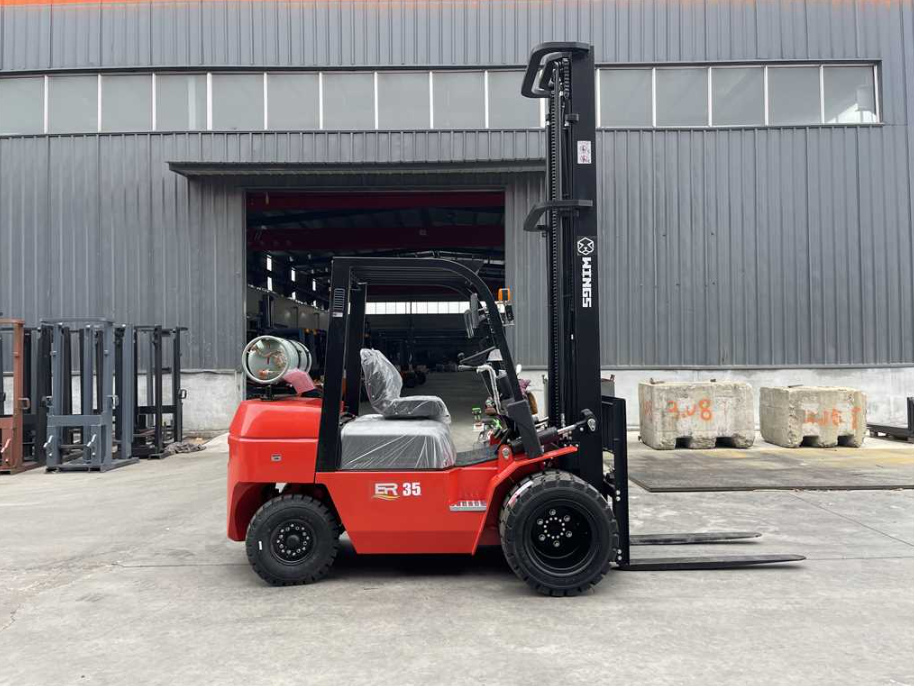 dual fuel forklift.png