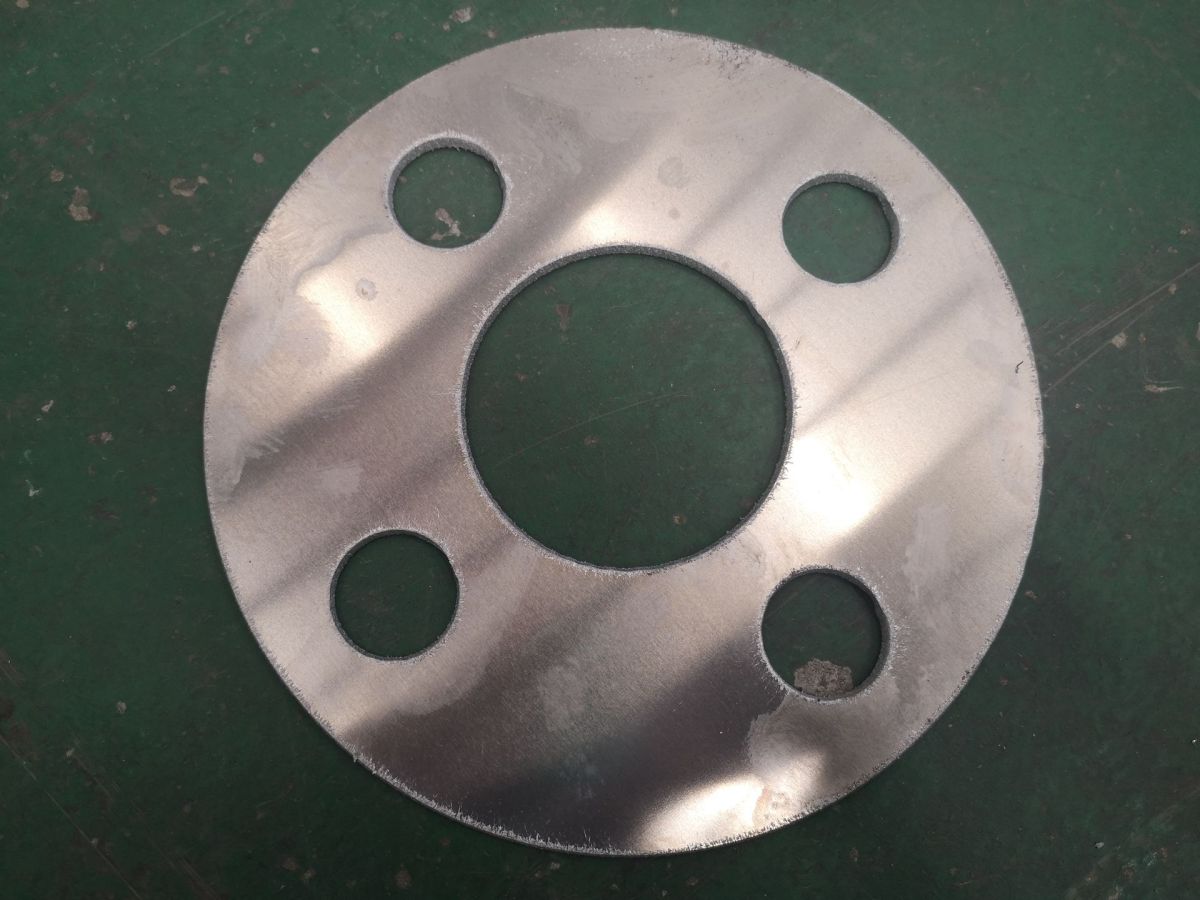 plasma cutting steel sample (1).jpg