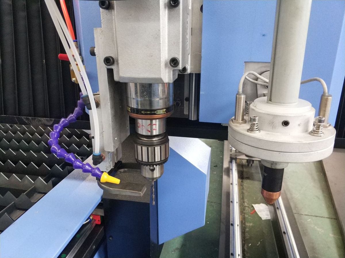 plasma cutting drilling head.jpg