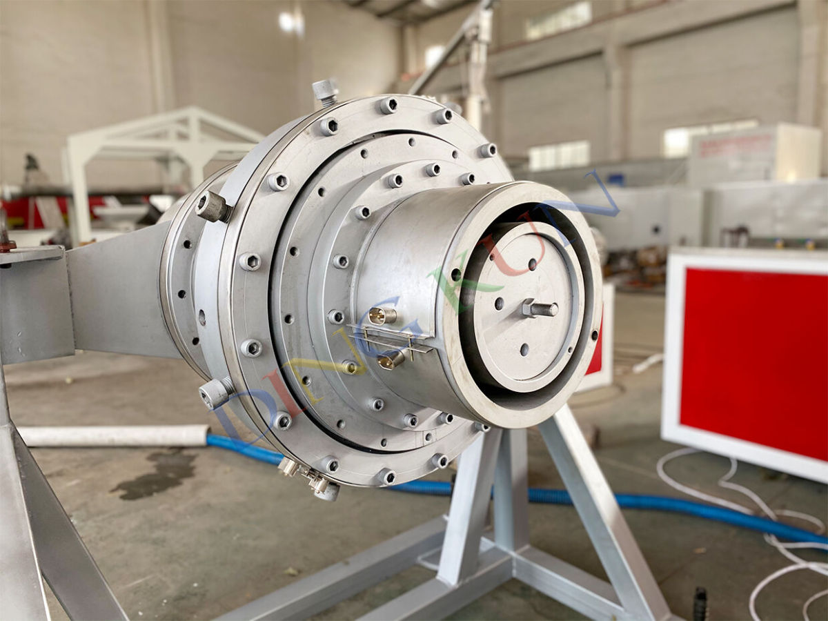 hdpe pipe machine (2).jpg