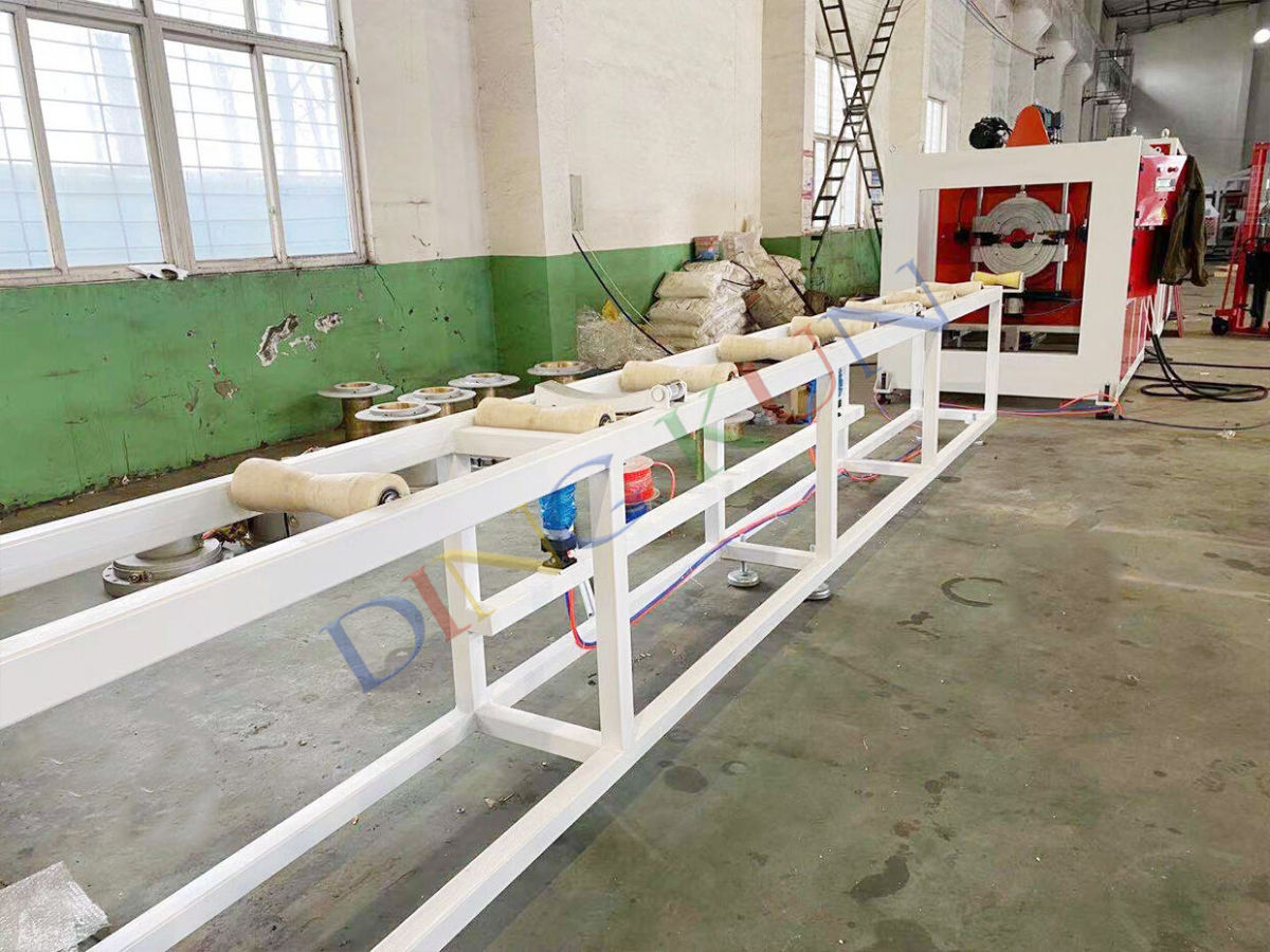 hdpe pipe machine (7).jpg