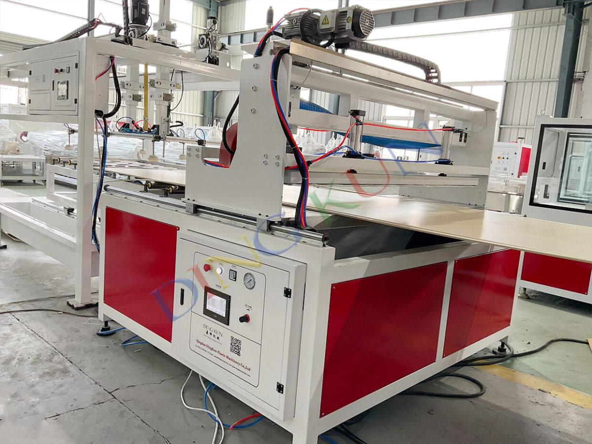 pvc foam board machine (7).jpg