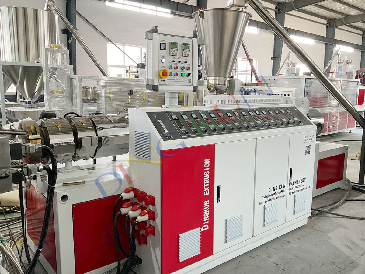 pvc foam board machine (1).jpg