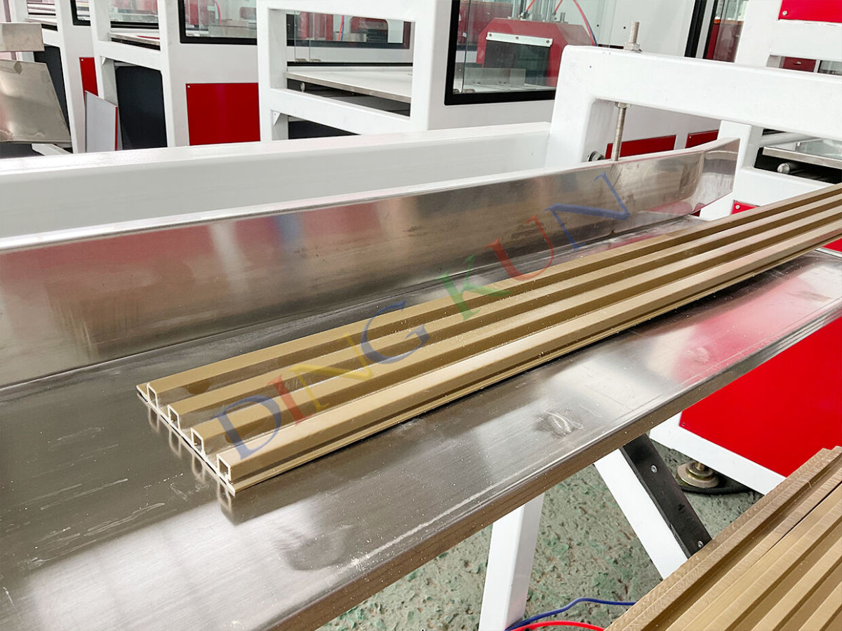 pvc wall cladding machine (5).jpg