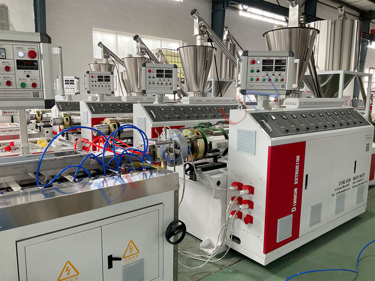 pvc profile machine (1).jpg
