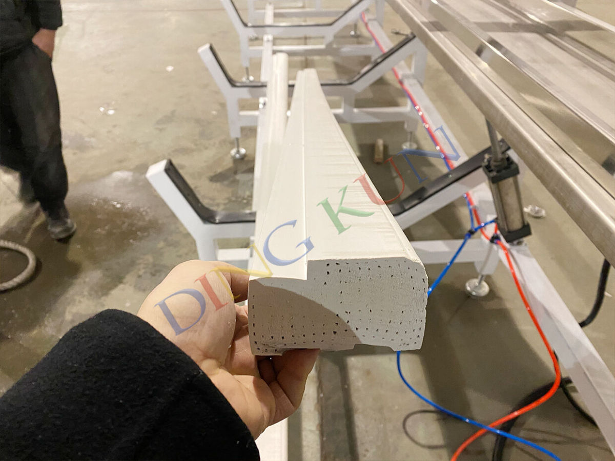 solid door frame machine (3).jpg
