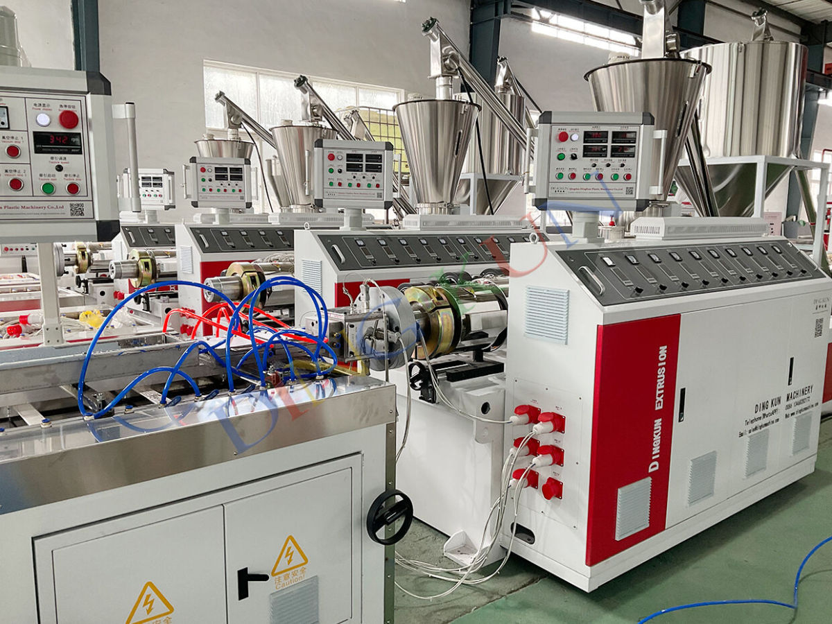 wpc door frame (1).jpg