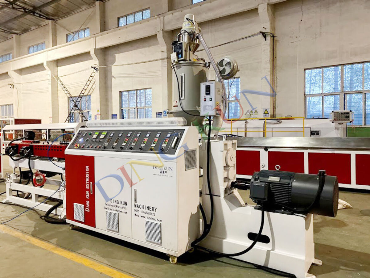 corrugated pipe machine (5).jpg