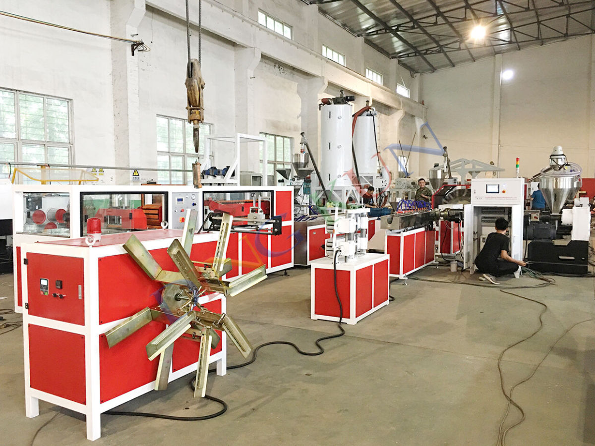 PVC FIBER HOSE MACHINE (5).jpg