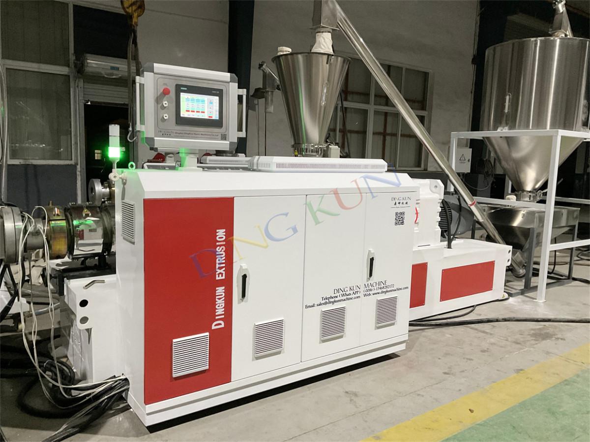 PVC Roof Machine (1).jpg