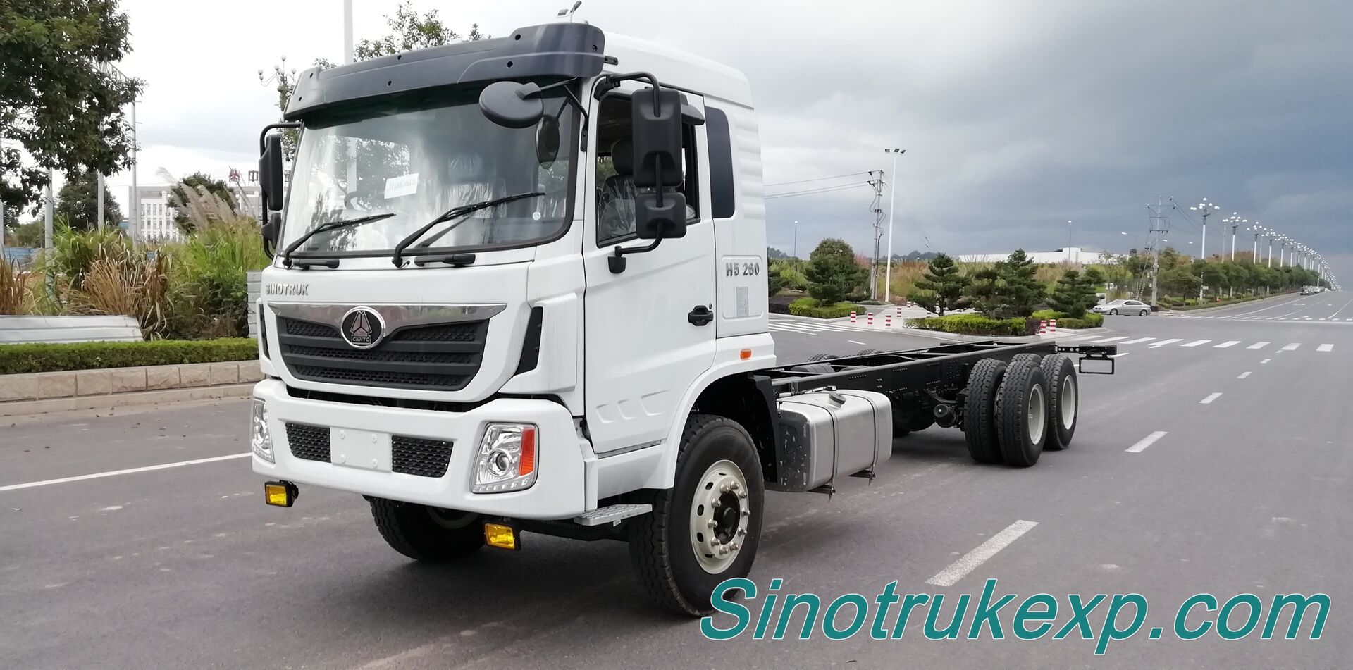 SINOTRUK HOMAN H5-6×4 CARGO TRUCK ZZ1258K5840C1