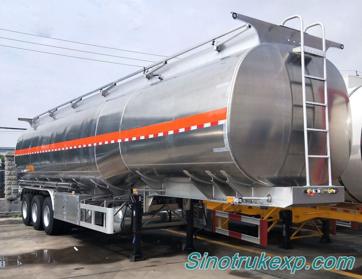 3 Axles Stainlessness Fuel Tanker Semi Trailer 42m