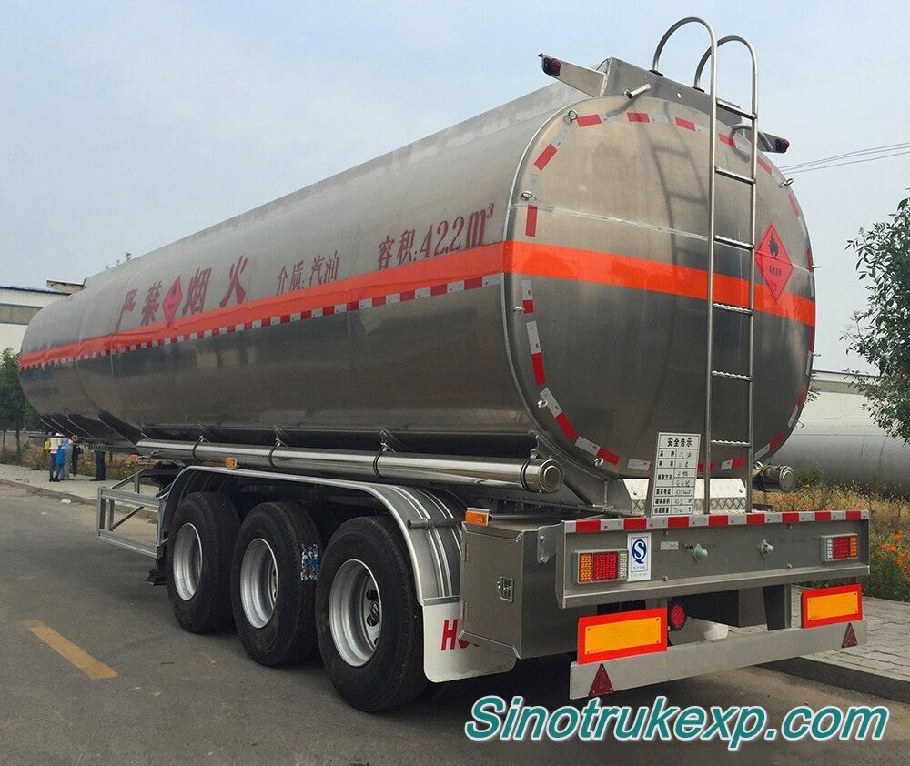3 Axles Stainlessness Fuel Tanker Semi Trailer 42m³