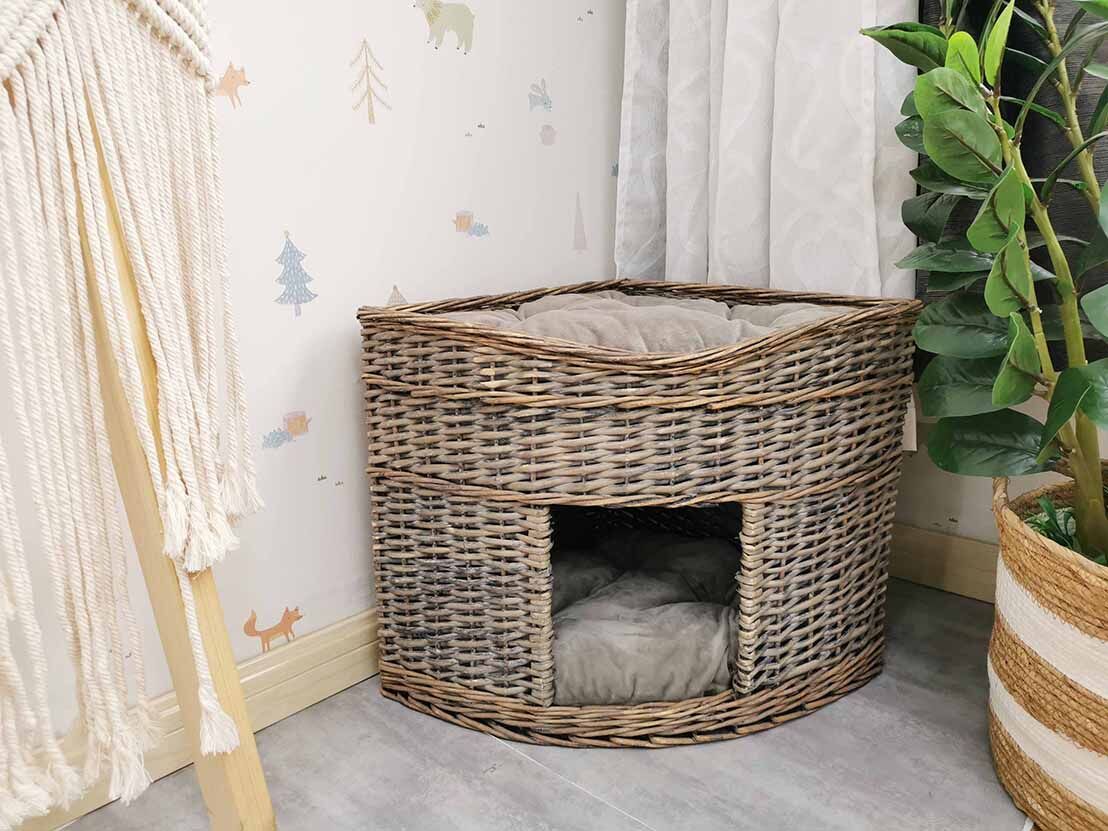 Wicker Pet House