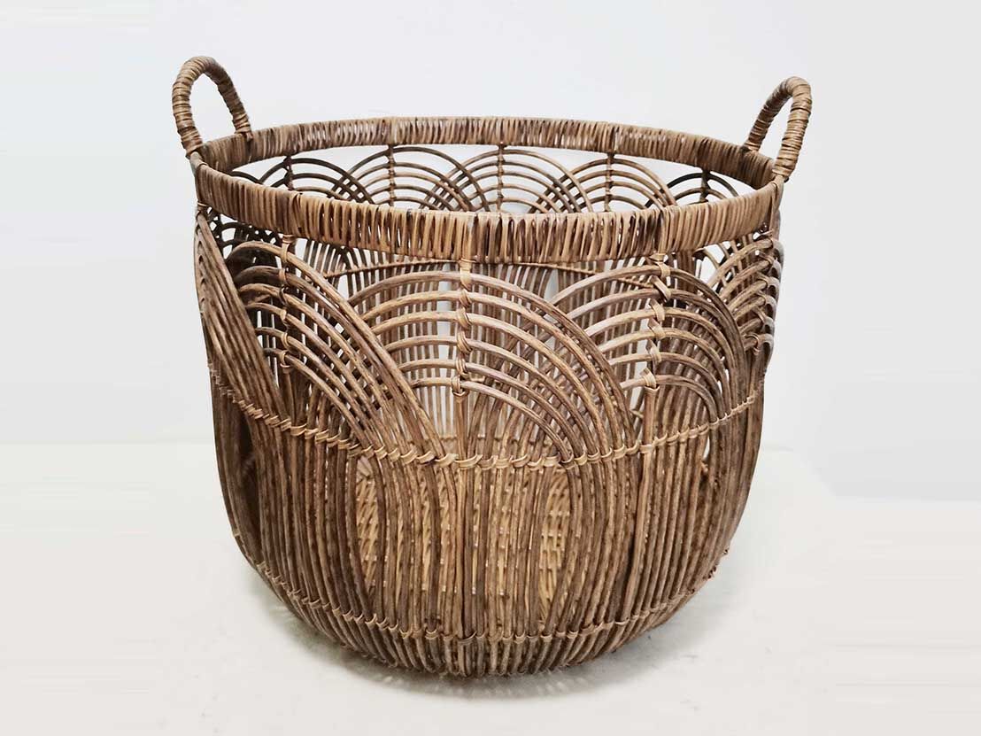 Customizable Hand-made PP Or PE Laundry Basket, Imitation Rattan Or Wicker