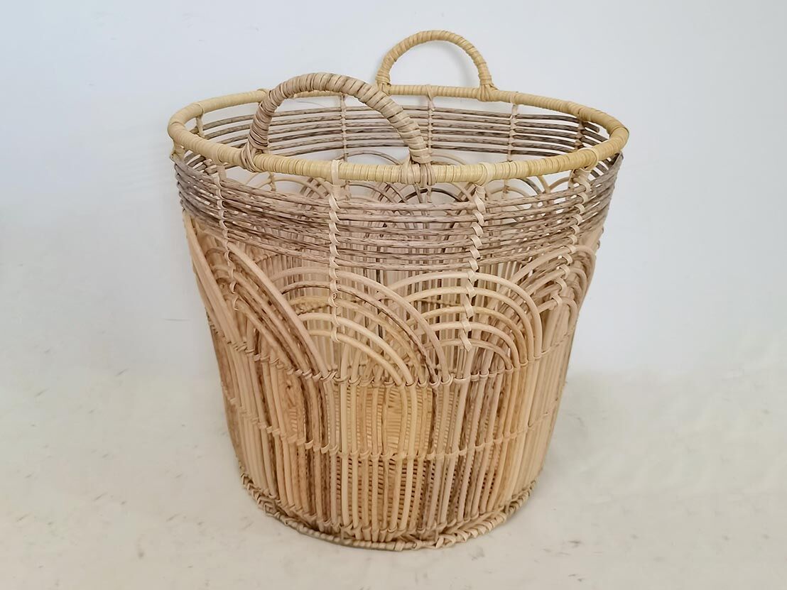 Customizable Hand-made PP Or PE Laundry Basket, Imitation Rattan Or Wicker