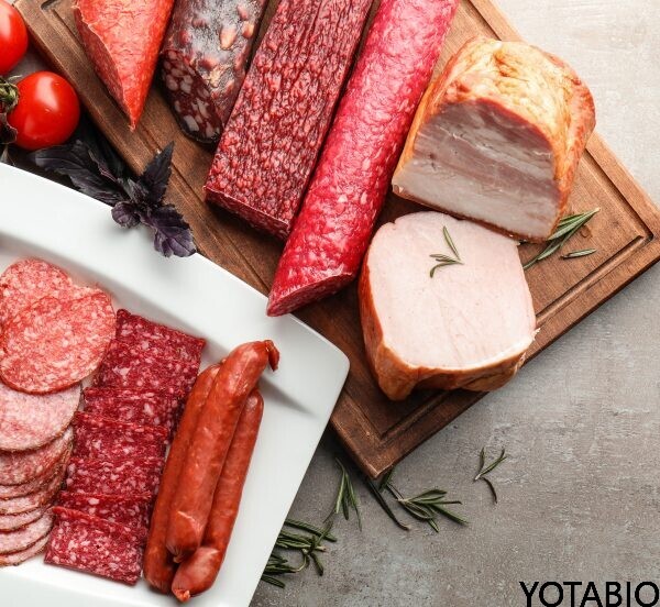 Natural preservation to inhibit Listeria contamination in RTE meat