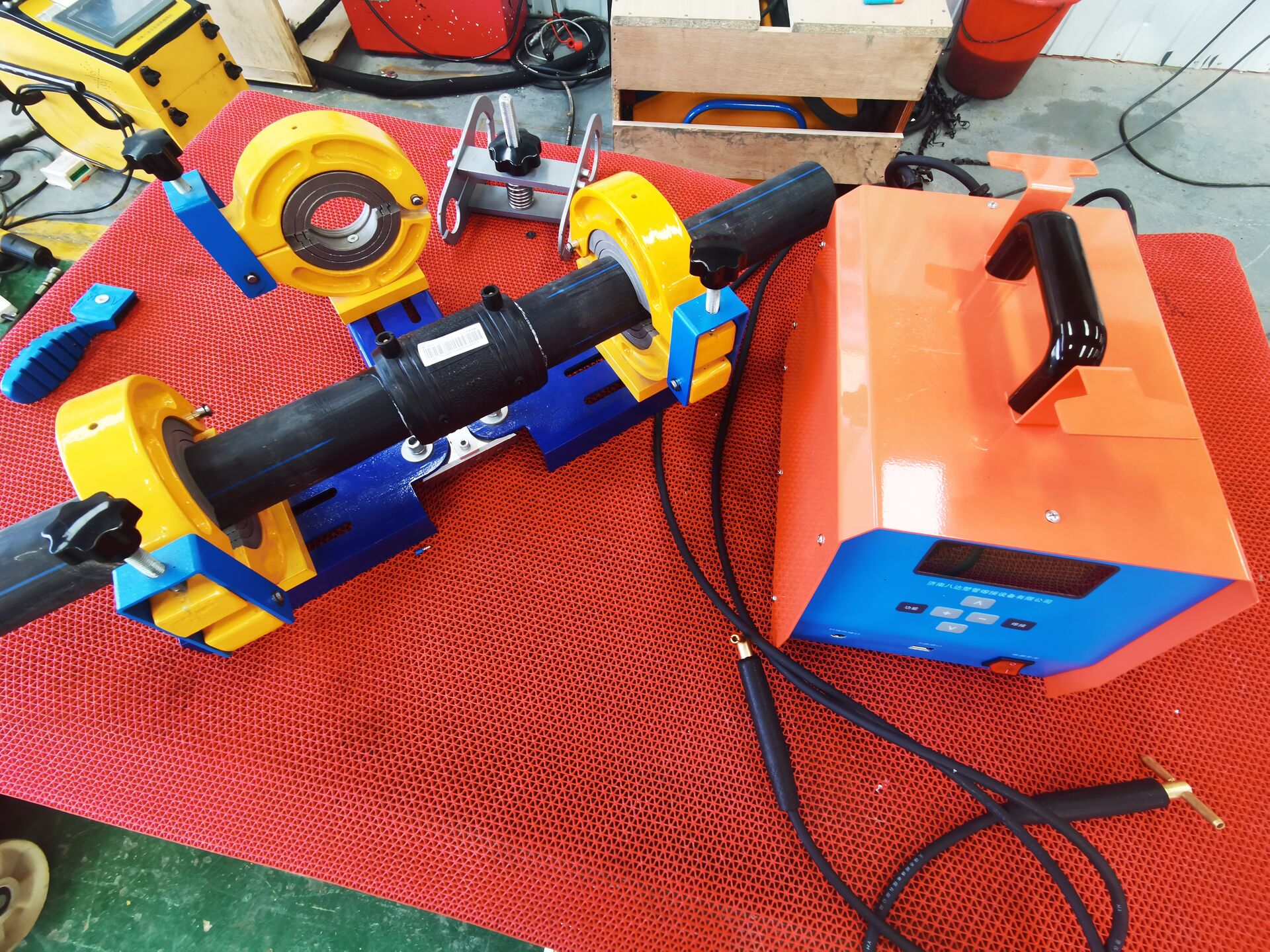 Electrofusion welding machine