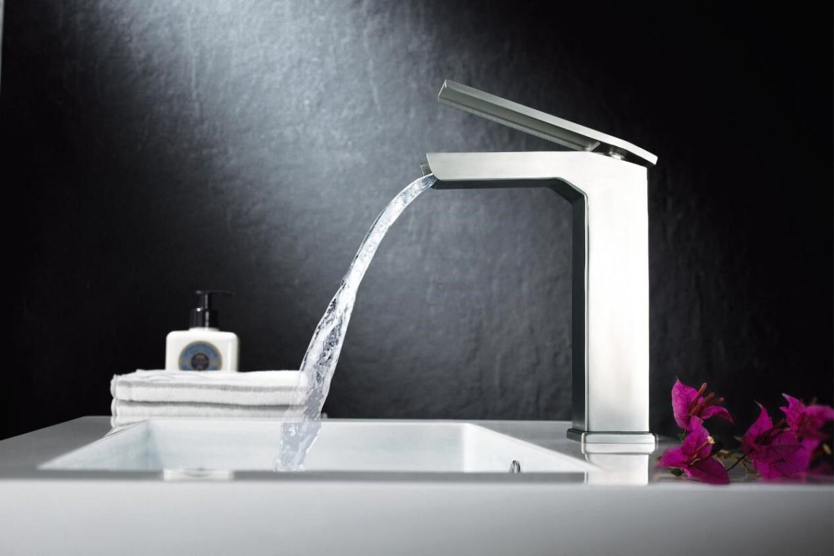 dali-stainless-steel-faucets.jpg