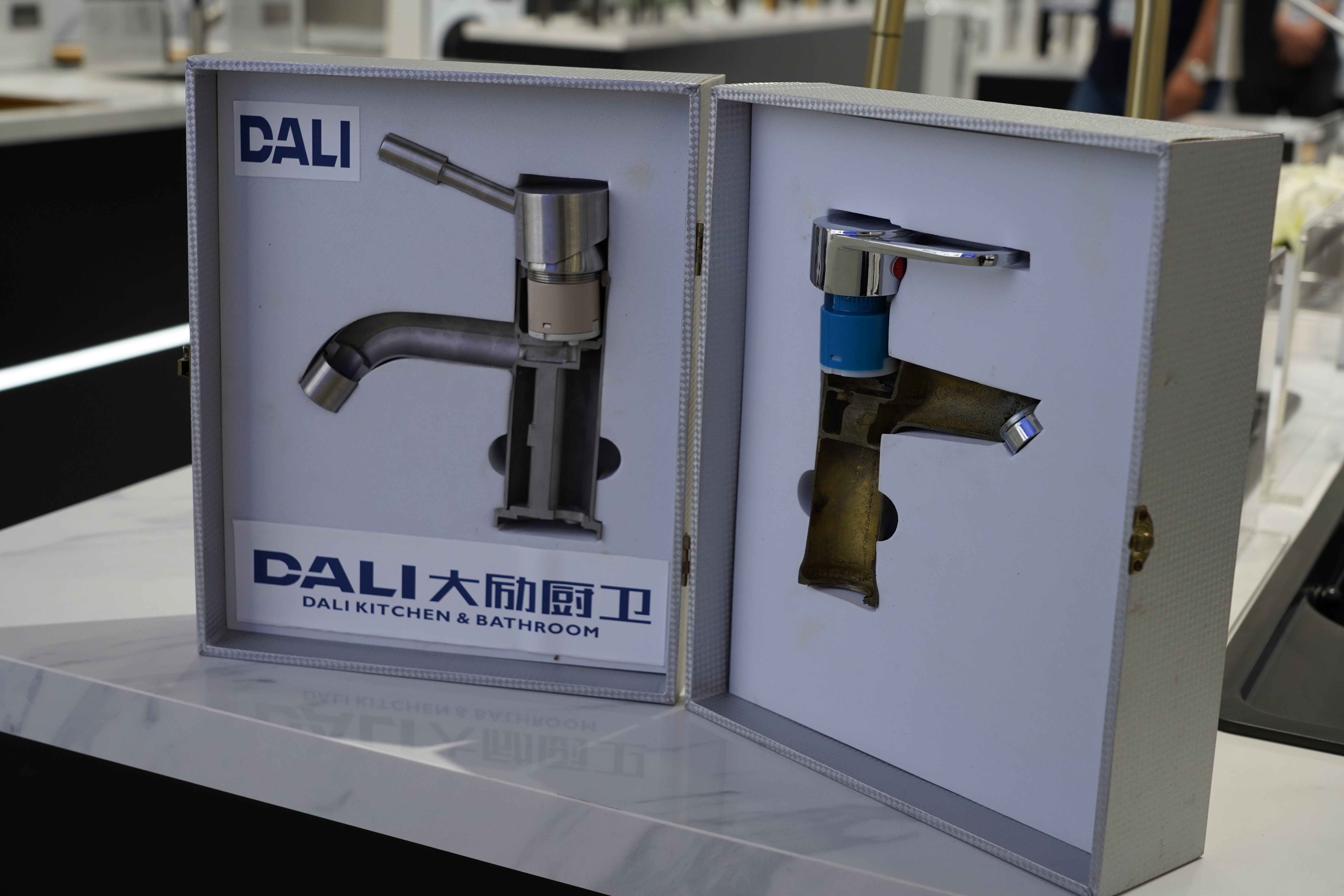 Guide to Choosing a Kitchen Faucet