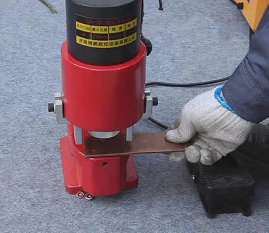 Hydraulic busbar punching machine Portable busbar processing machine
