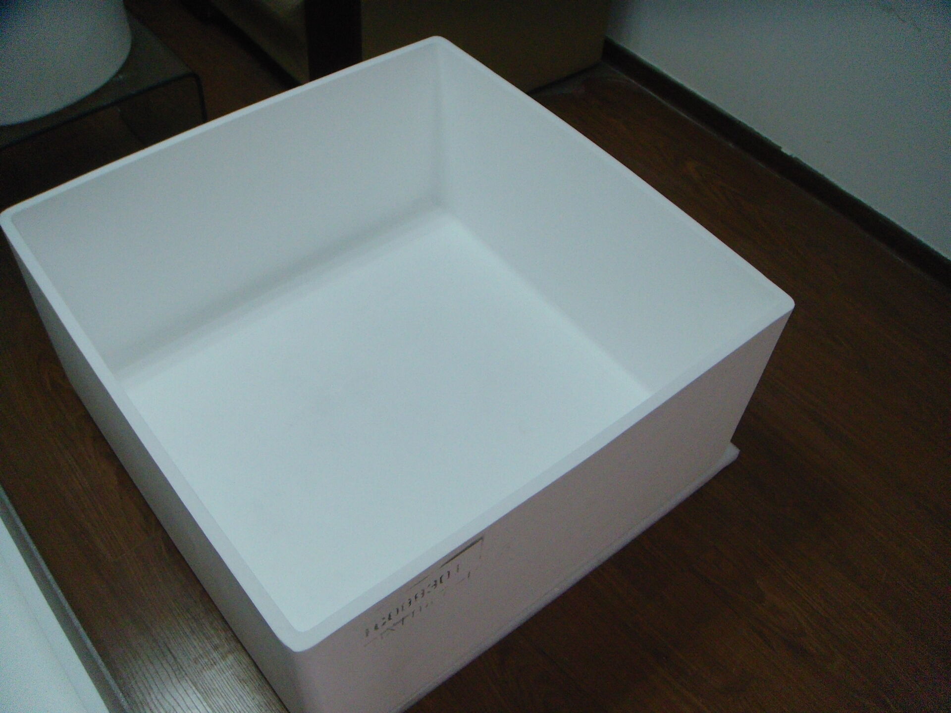 Quartz crucible for solar photovoltaic