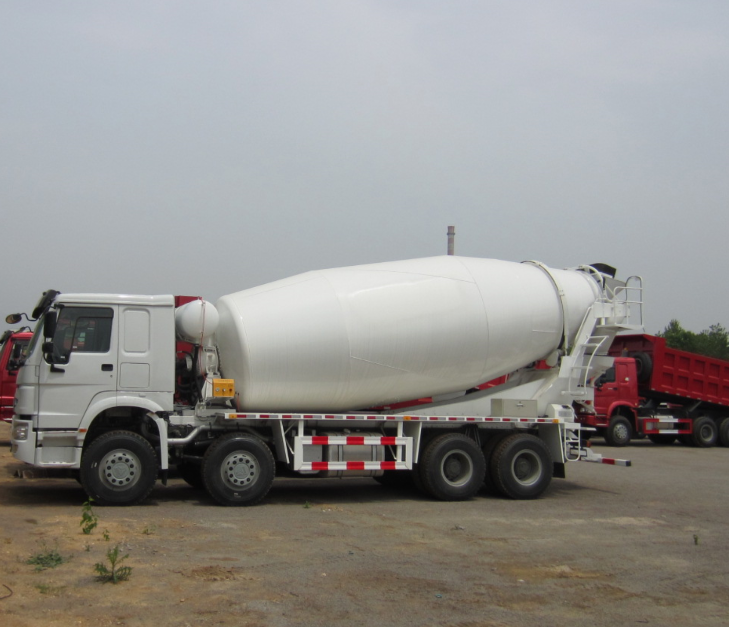 8x4 mixer Truck