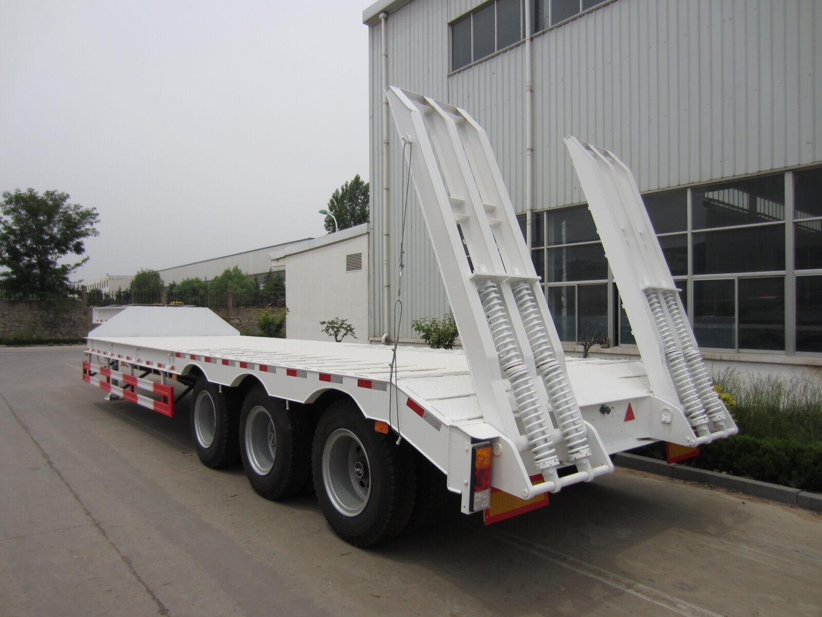 Low Bed Trailer