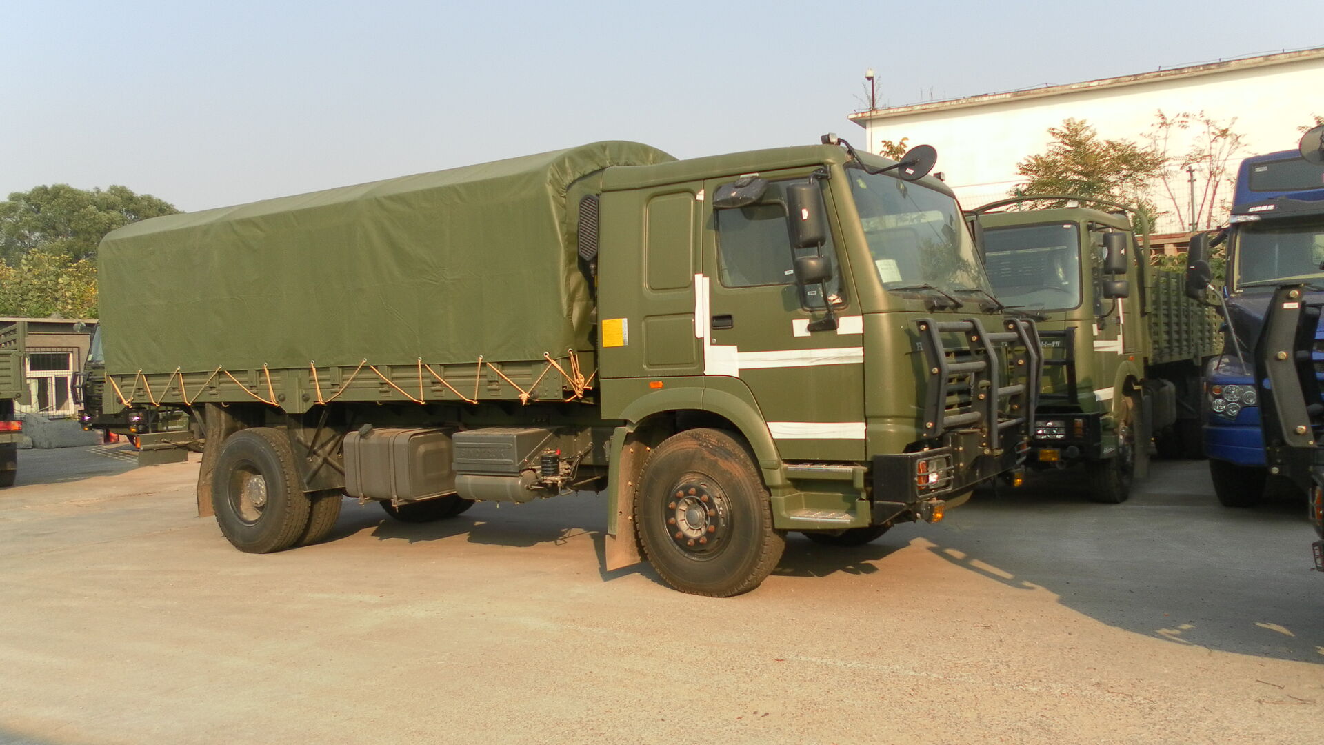 4x4 All Wheel Drive Truck-Cargo Truck