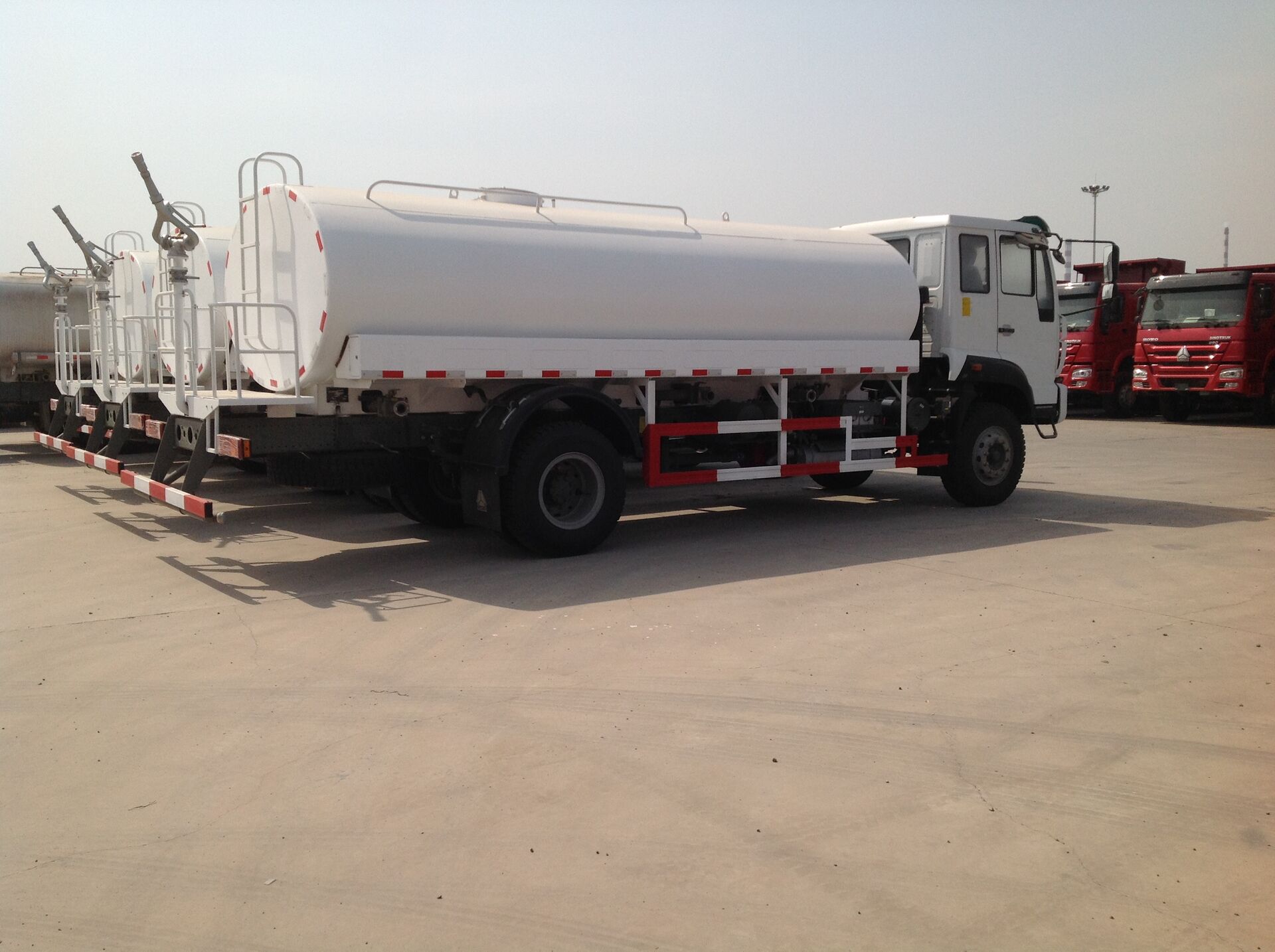 4x2 water tank truck