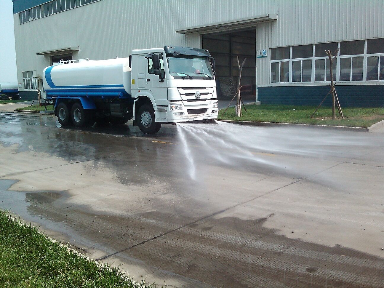 6x4 water tank truck