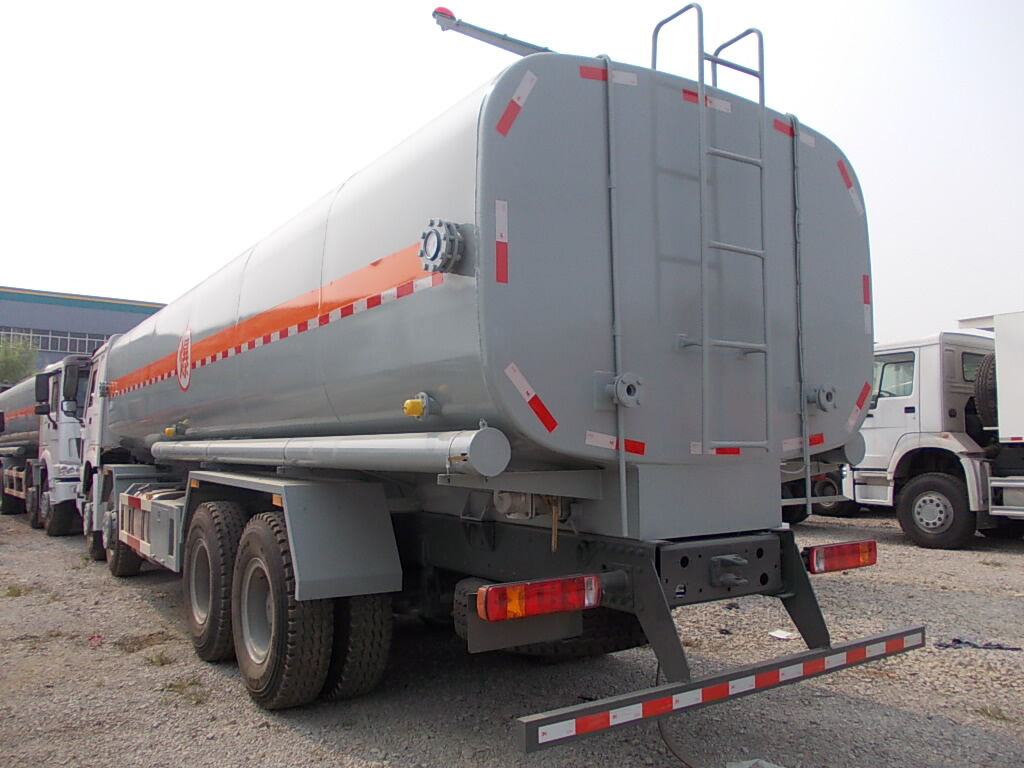 8x4 Oil tank truck 8x4 Oil tank truck