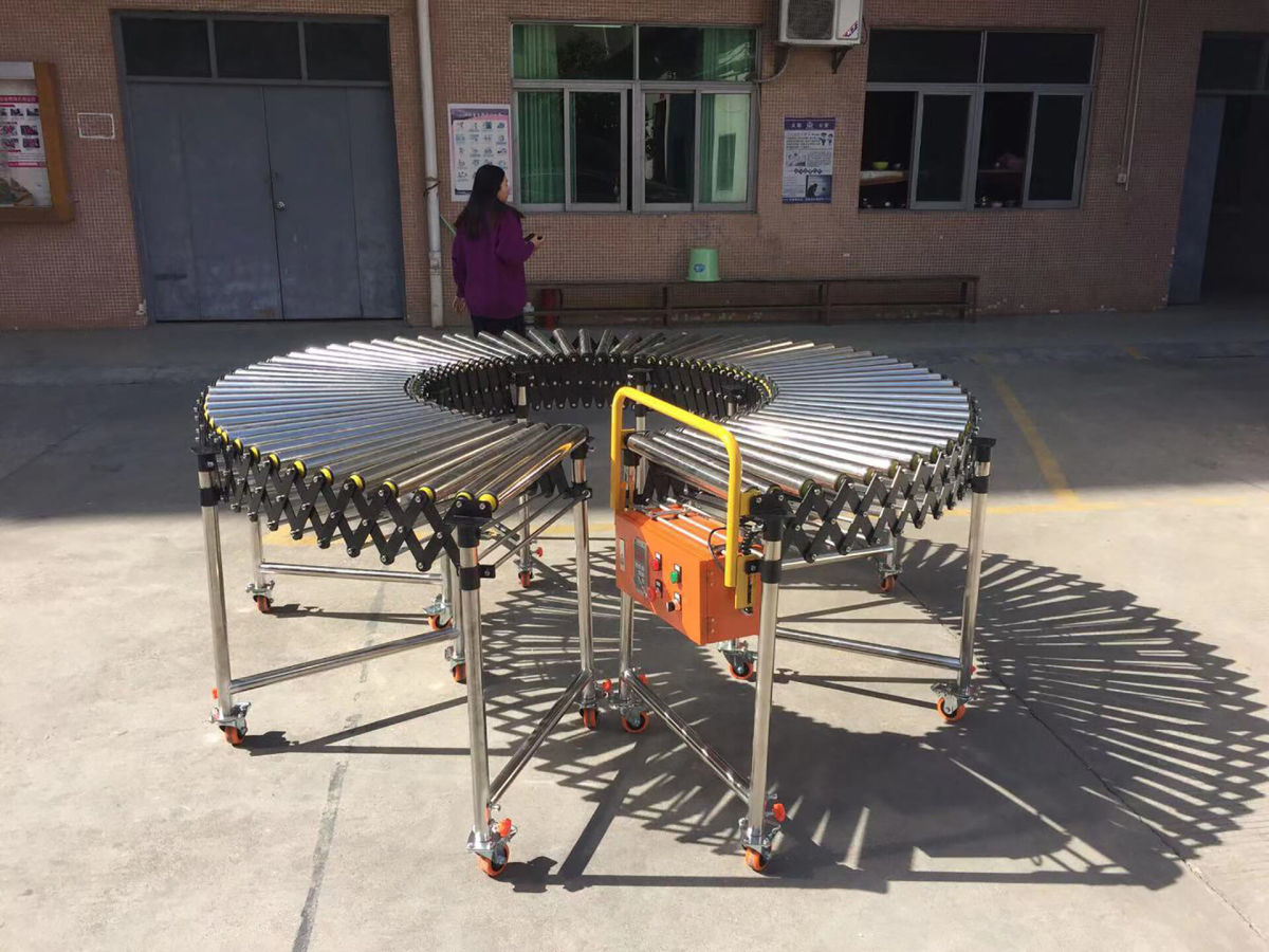Motorized Roller Conveyor.jpeg