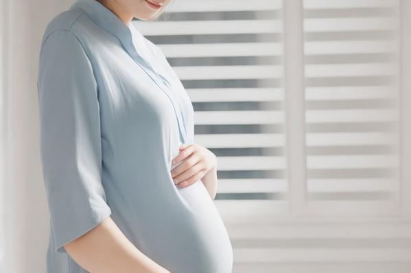 La science derrière les tests de grossesse : comprendre l'importance et les différences dans les méthodes de détection