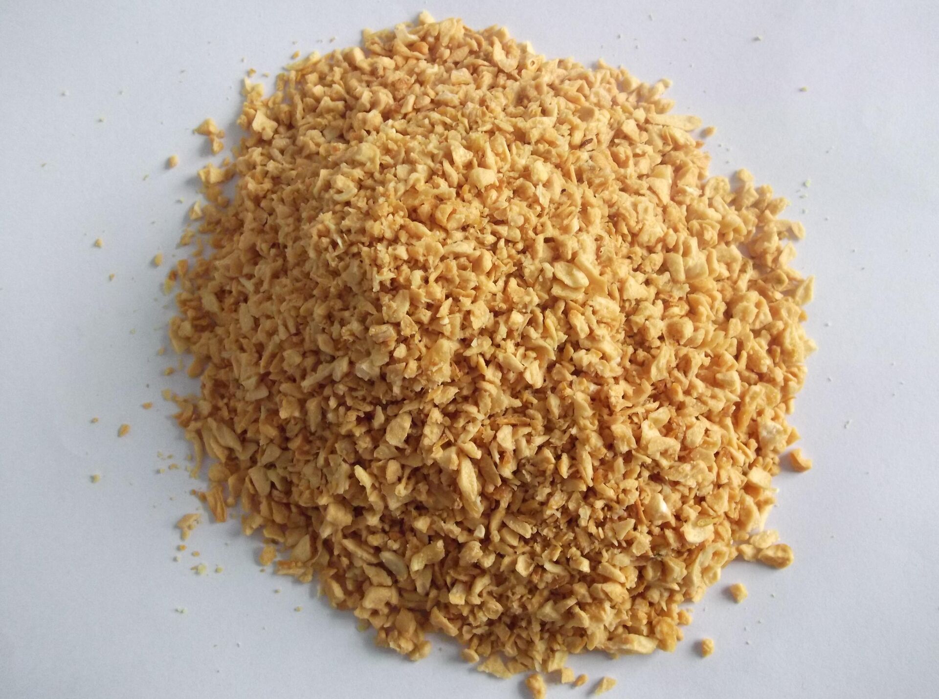 Fried Garlic Chips（Fried Garlic Crispy, or Fried Chopped Garlic）