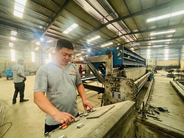 Tanzania Branch Manufacture Poultry Farm Equipment