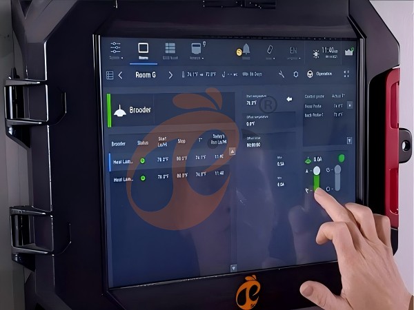 IOT poultry system-I-touch computer(1)