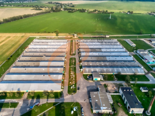 large poultry farm house (2)