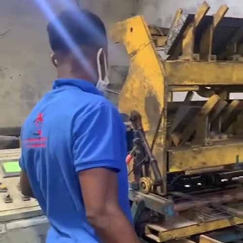 African branch factory of chicken laying cage and poultry equipment