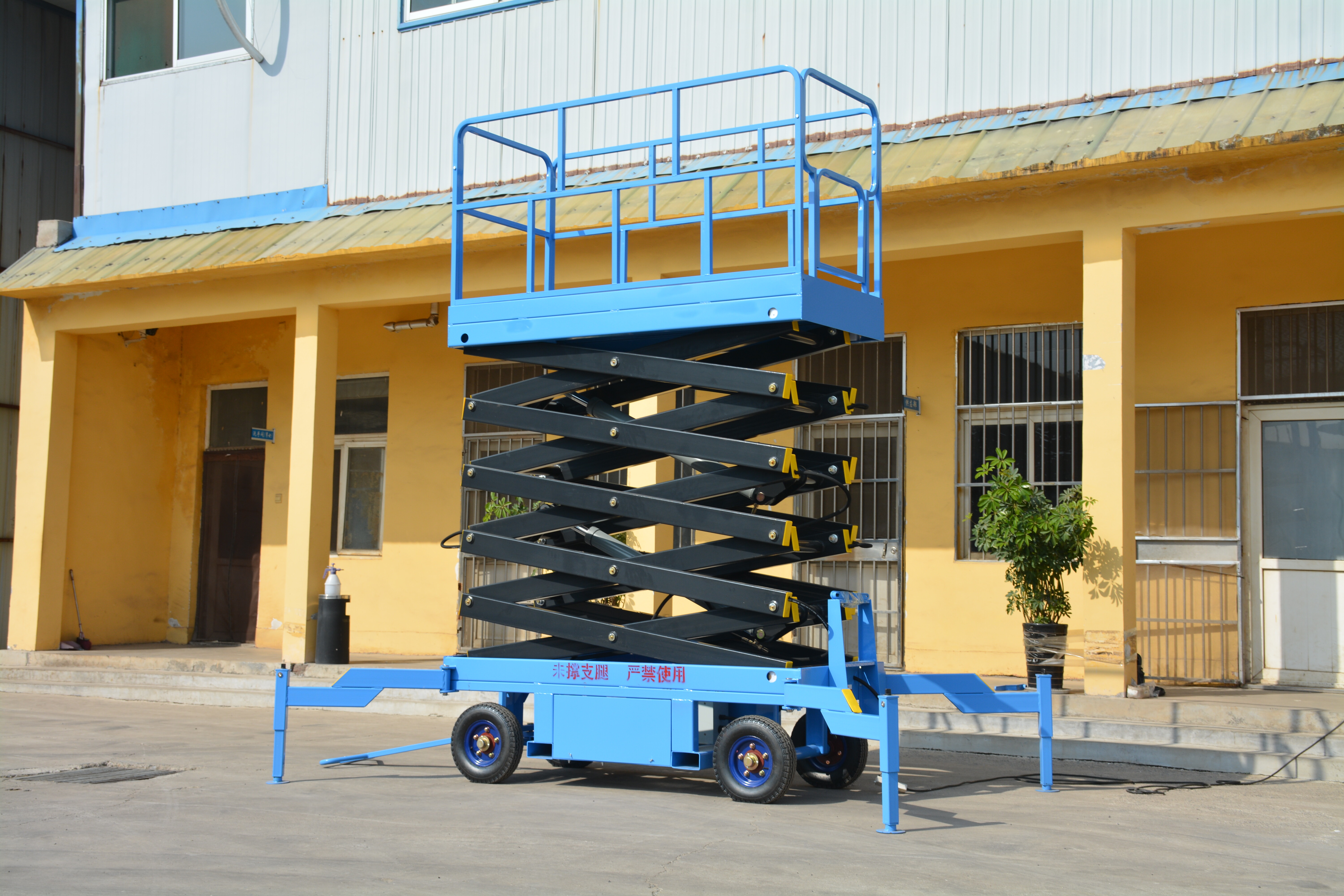10M Work Mobile Scissor Lift , Manual QYCY1.0-8