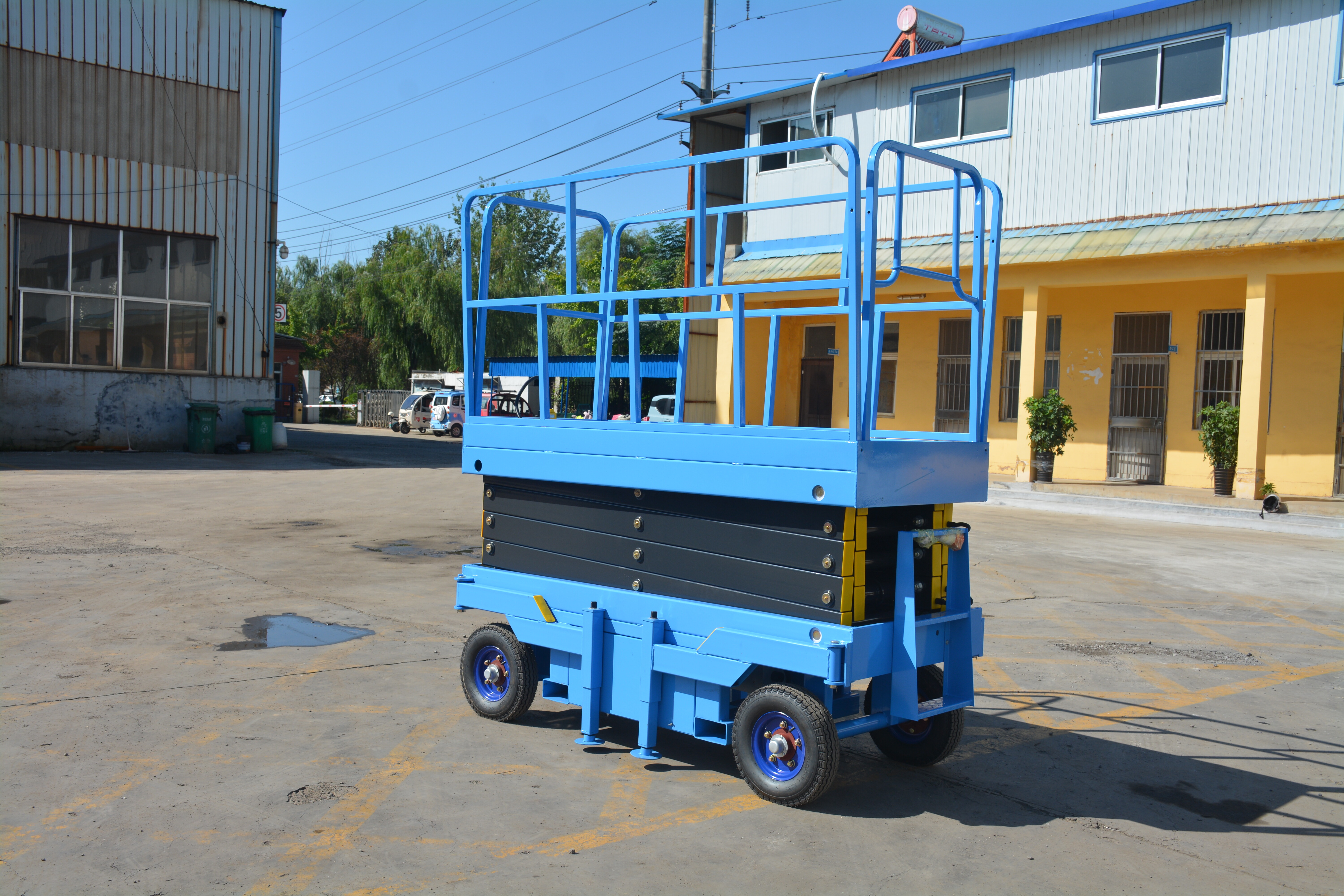 6M Work Mobile Scissor Lift , Manual QYCY1.0-4