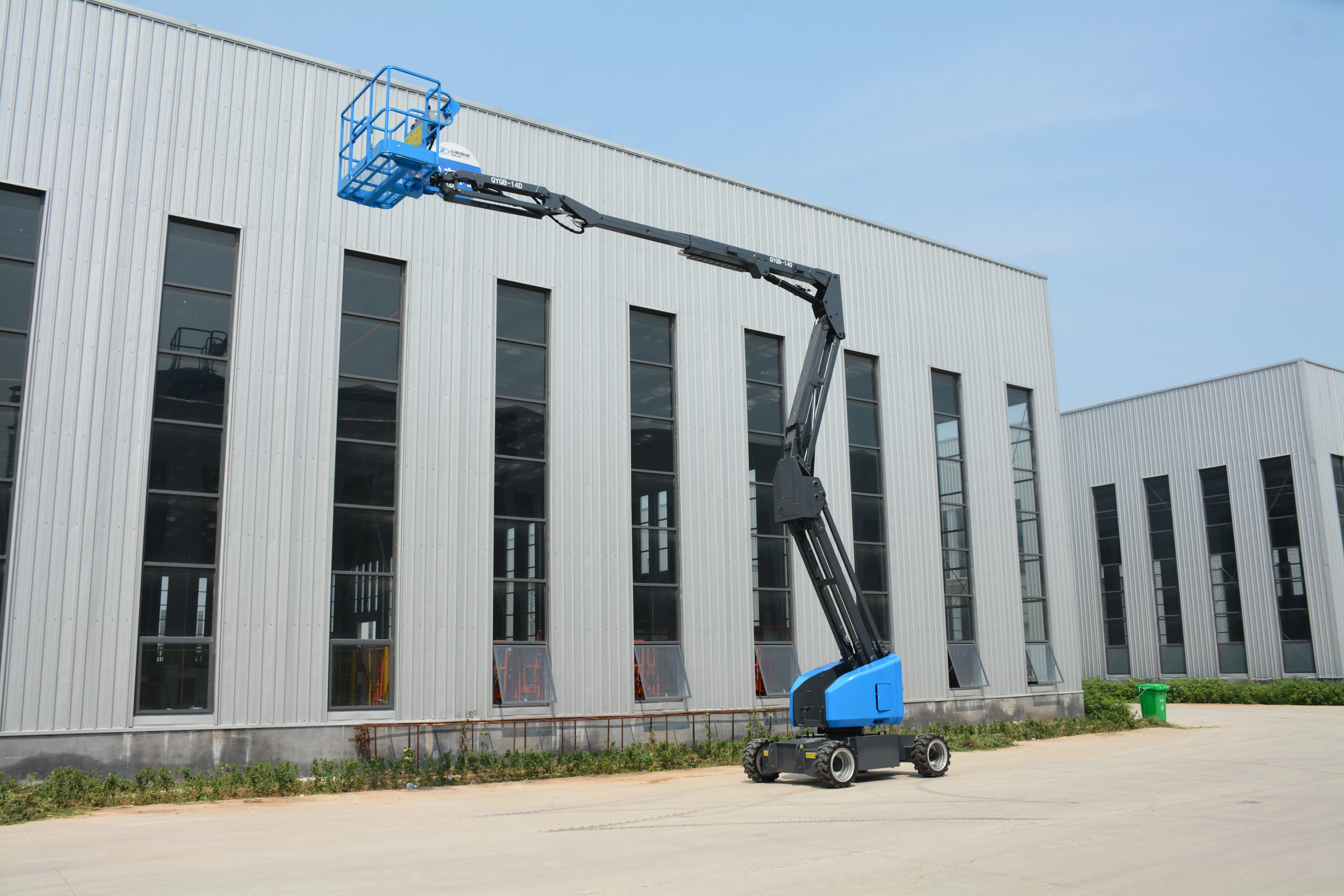 15.8M Work Articulating Boom Lift , QYQB-14DQ
