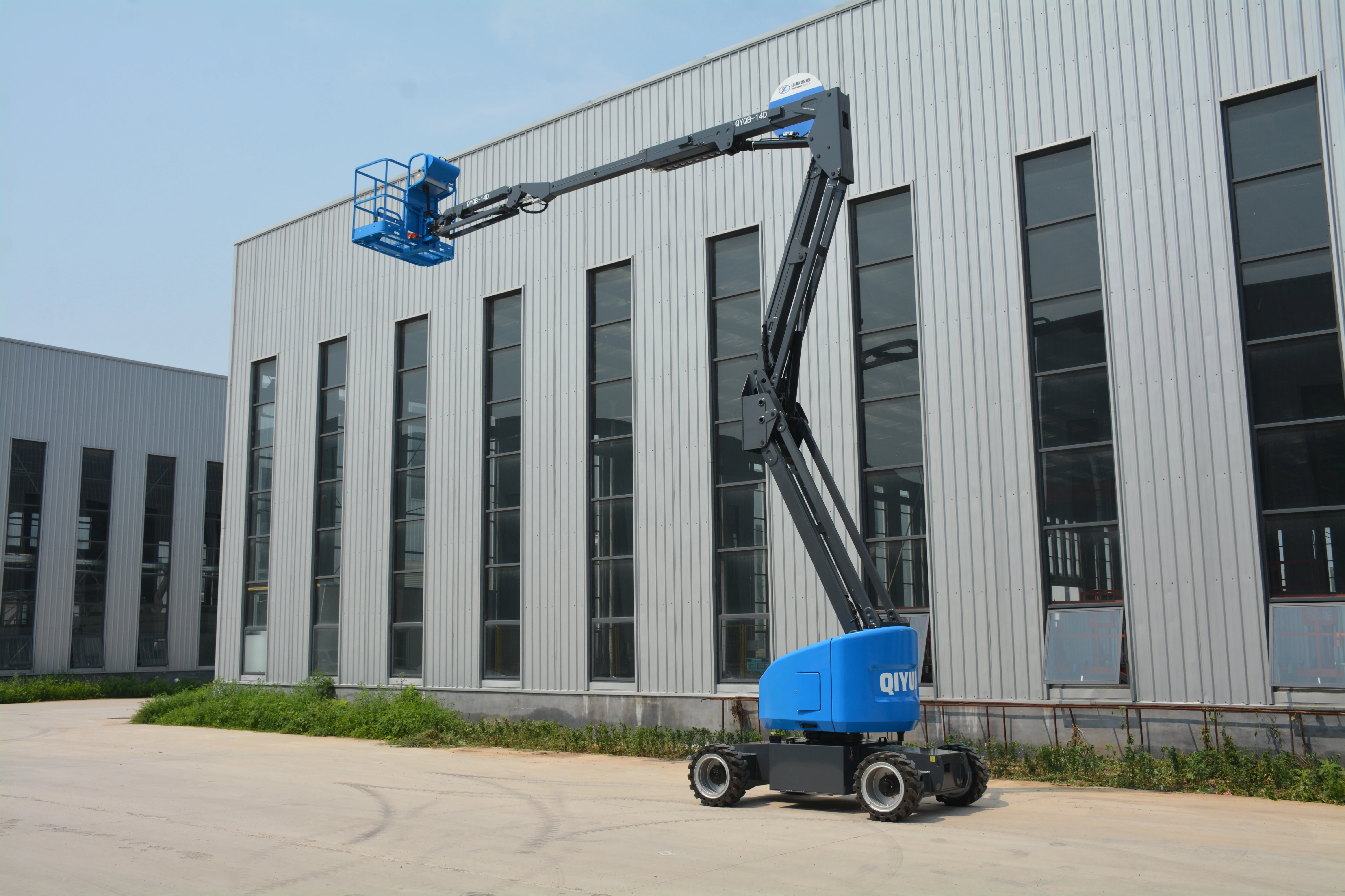 15.8M Work Articulating Boom Lift , QYQB-14DQ