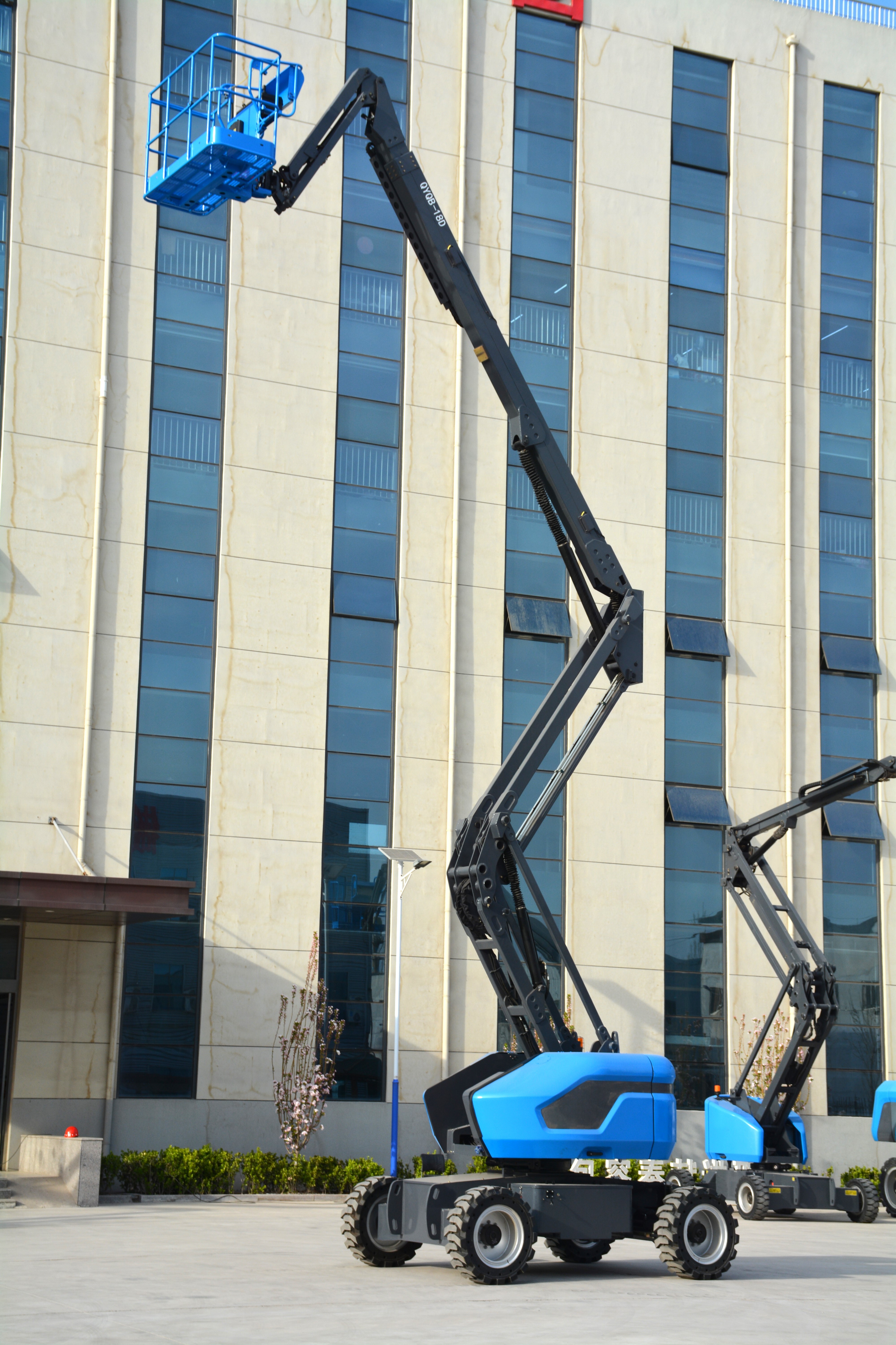 19.7M Work Articulating Boom Lift , QYQB-18D