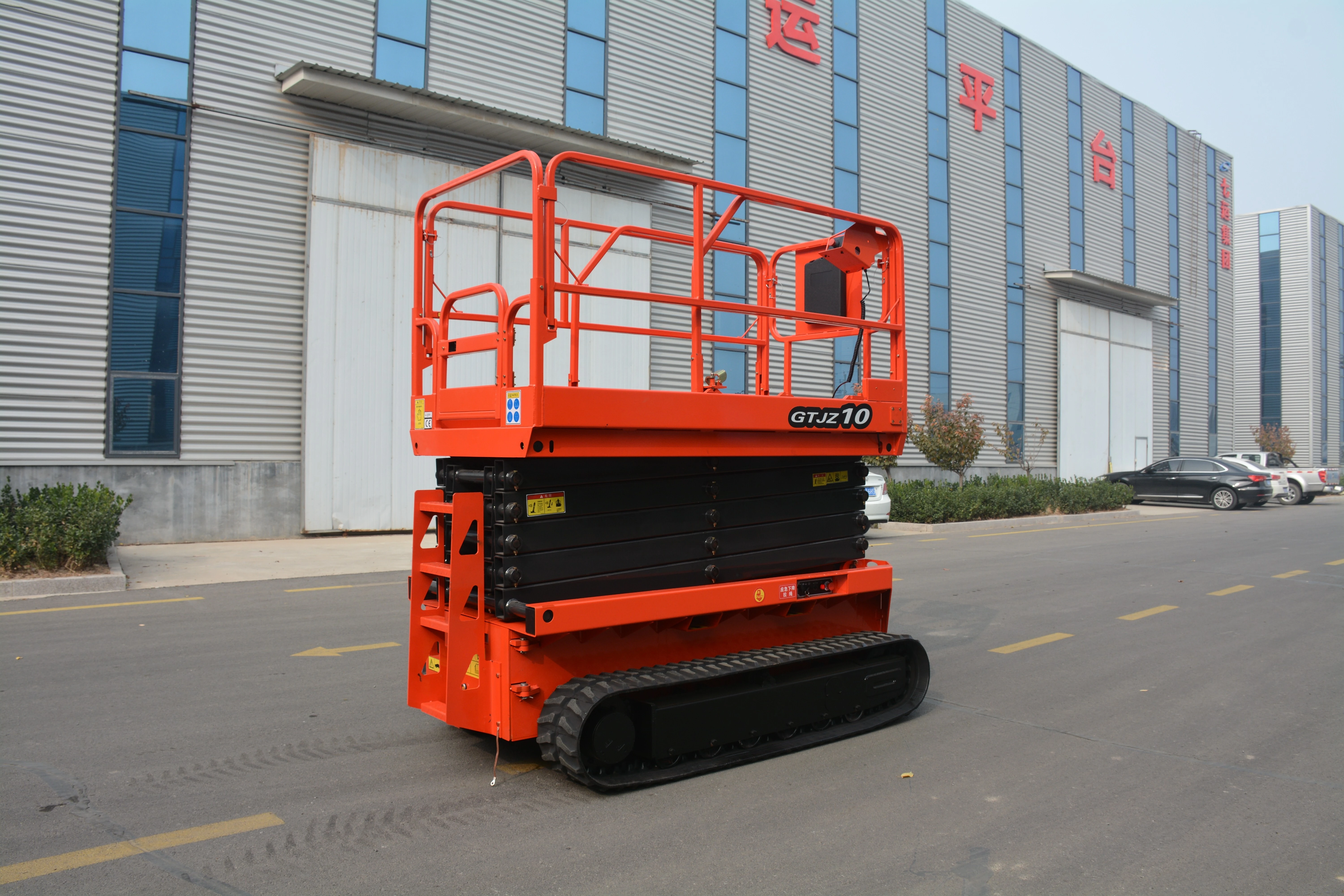 12M Work Crawler Scissor Lift , QY1013LD